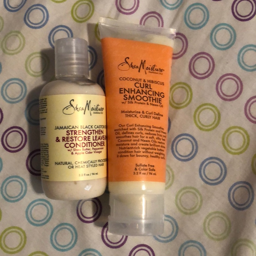Shea Moisture curly hair set